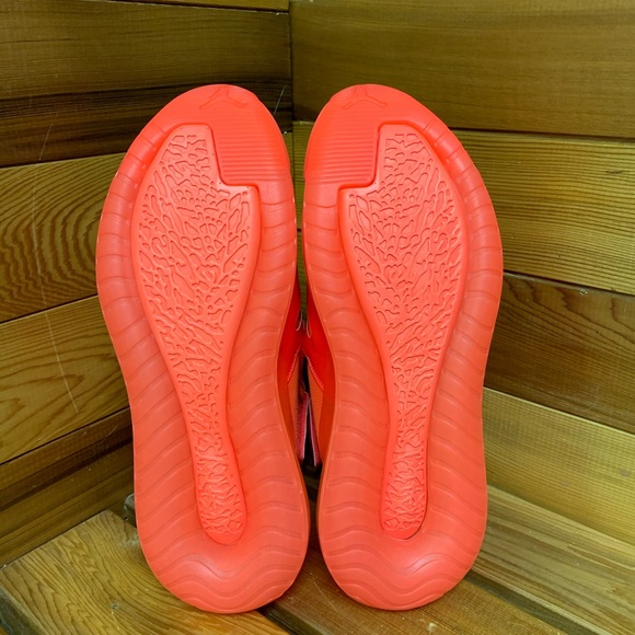 Nike Jordan Air Latitude 720 Bright Crimson Neon - Picture 5 of 16